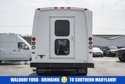 2015 Ford Econoline Commercial Cutaway E-350 Super Duty 138" DRW