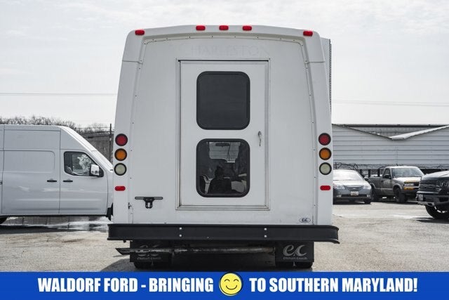 2015 Ford Econoline Commercial Cutaway E-350 Super Duty 138" DRW