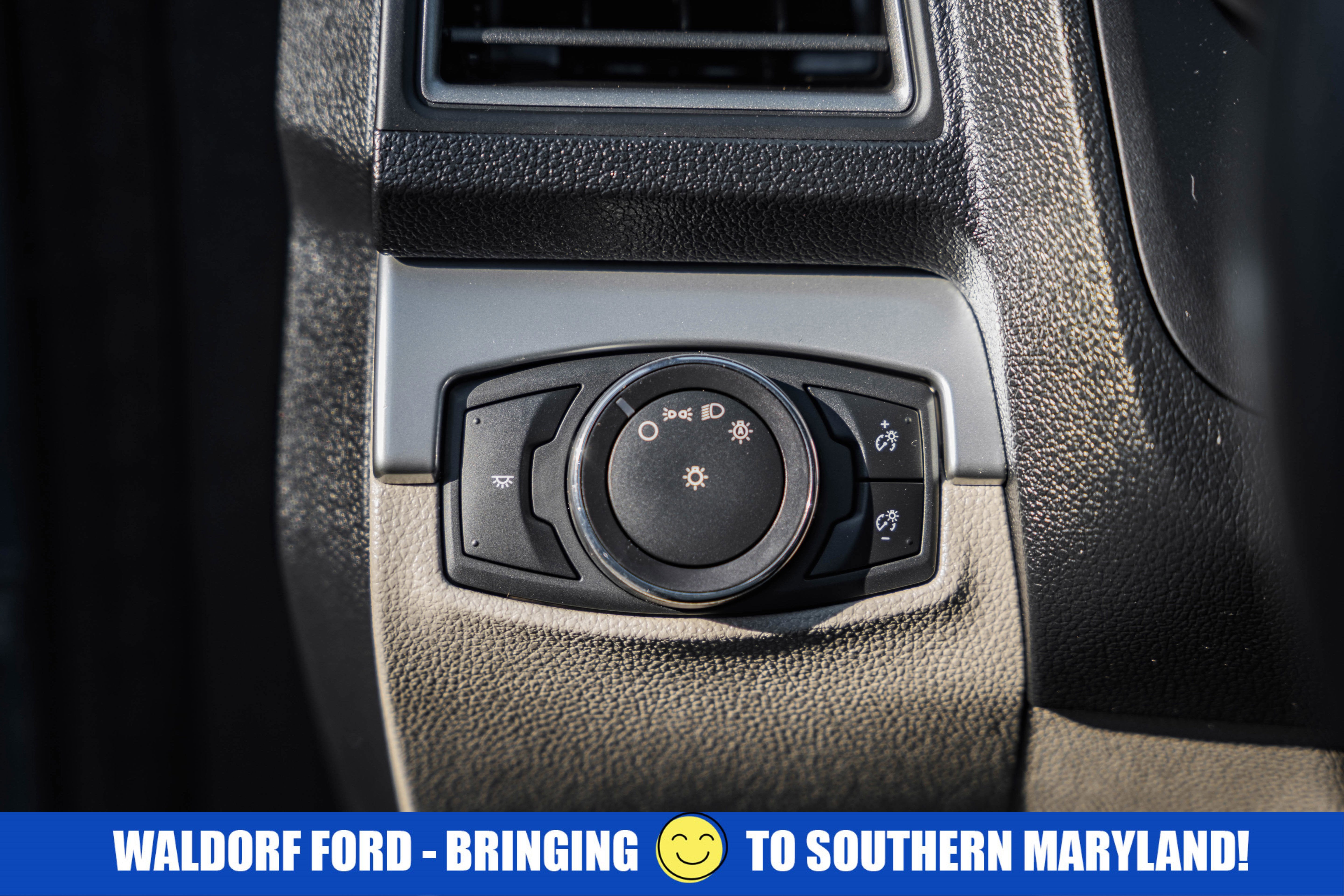 2018 Ford Explorer Base