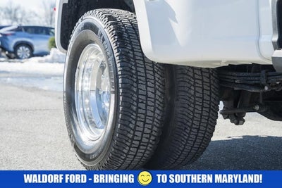 2025 Ford Super Duty F-350 DRW Platinum