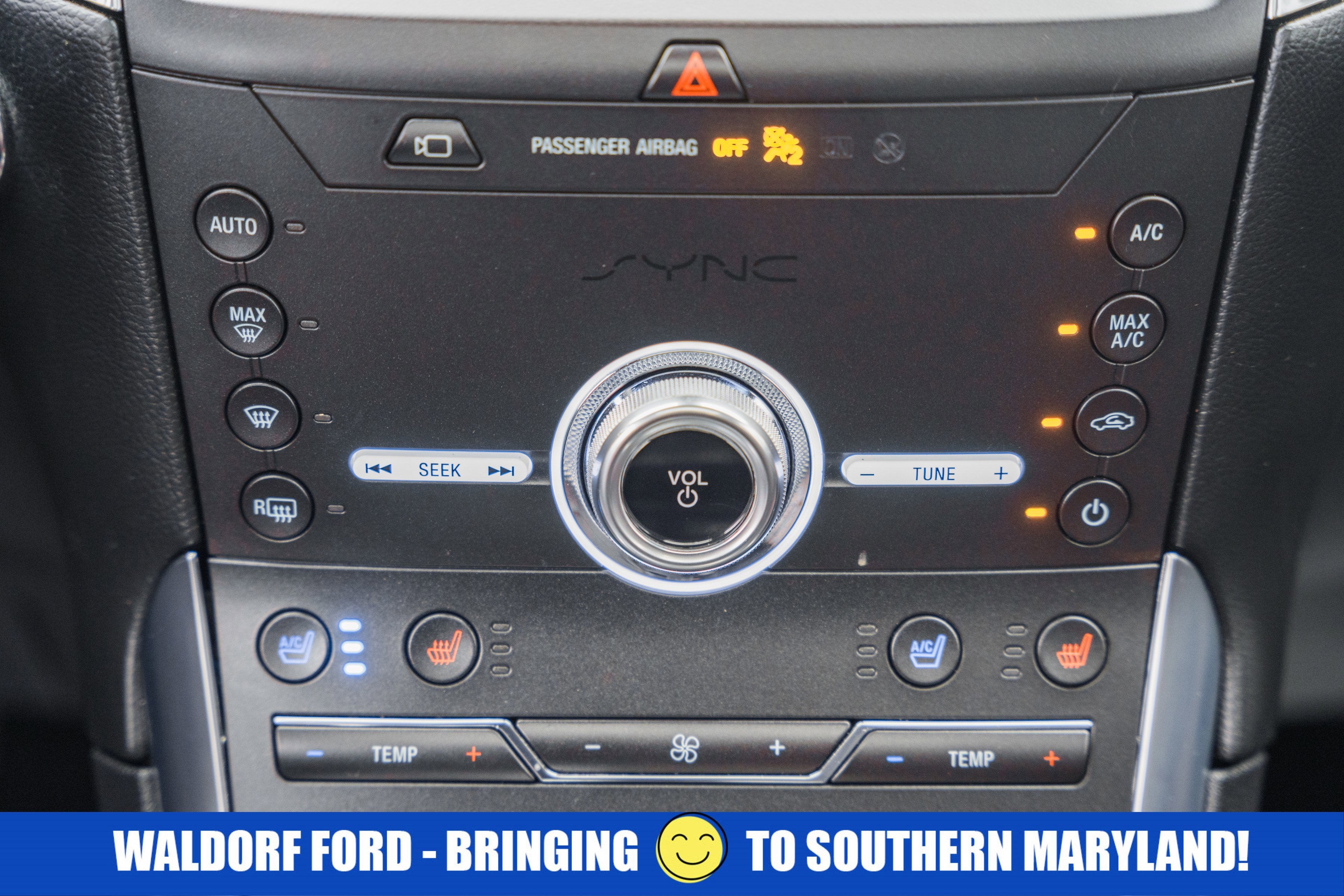 2020 Ford Edge Titanium