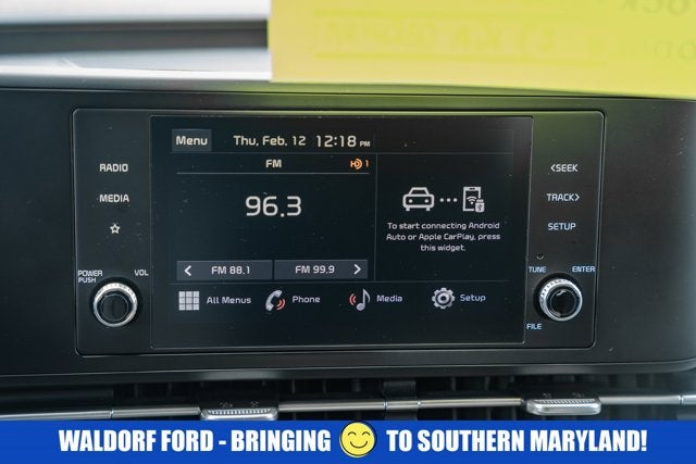 2023 Kia Carnival LX