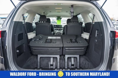 2023 Kia Carnival LX