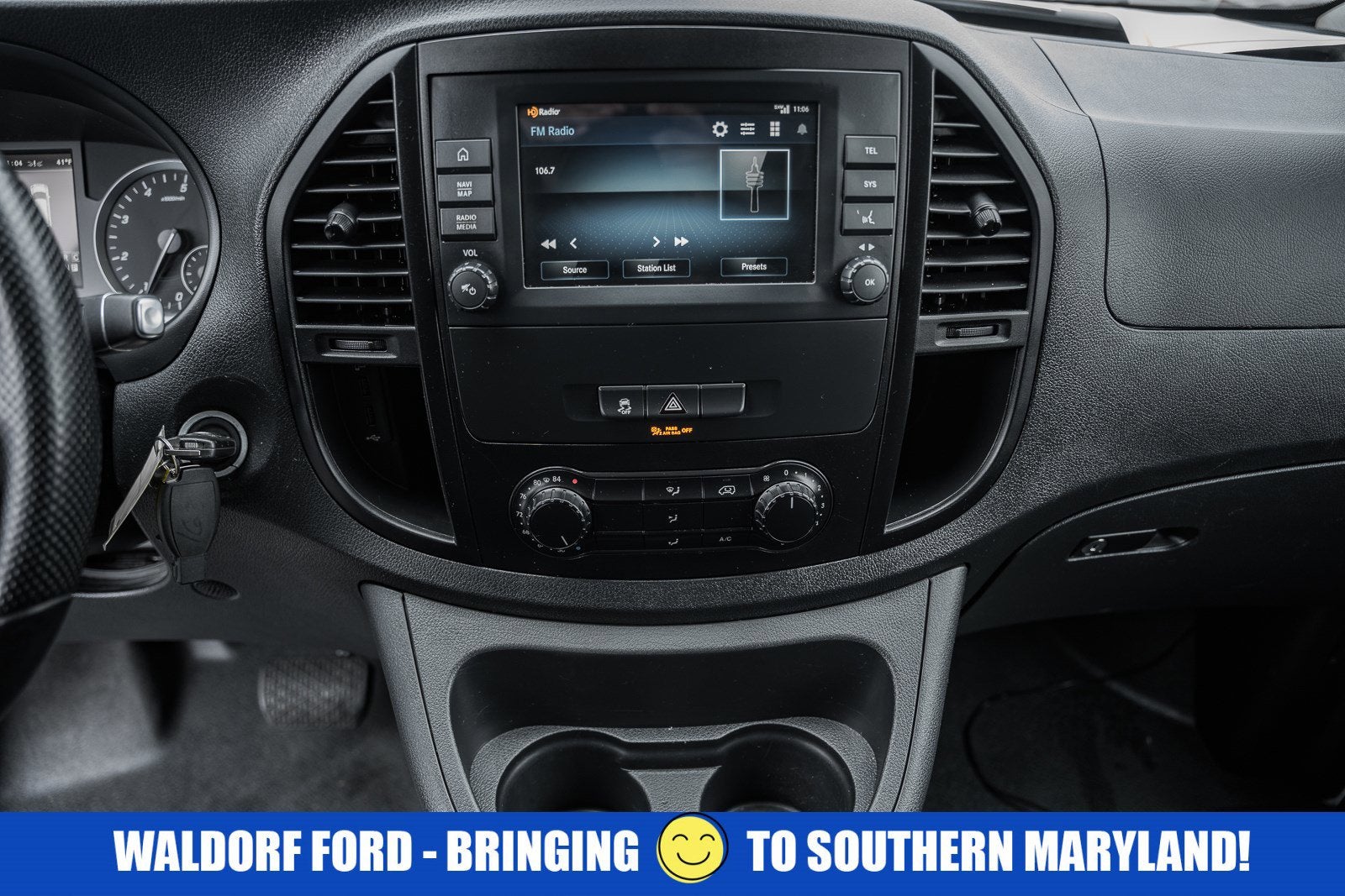 2022 Mercedes-Benz Metris Cargo Van 126 WB Cargo