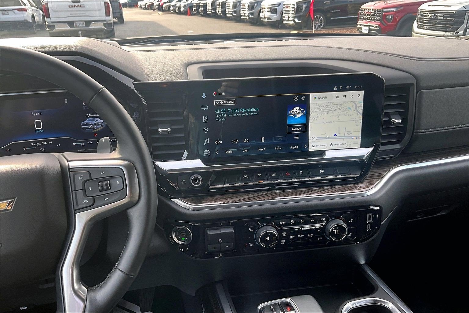 2025 Chevrolet Silverado 1500 LT