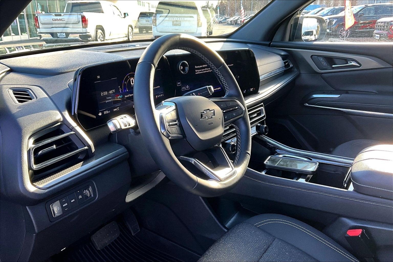 2024 Chevrolet Traverse LS