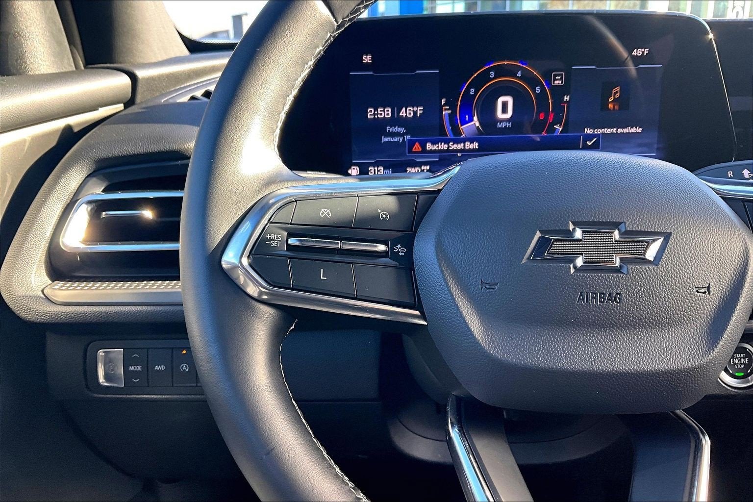 2024 Chevrolet Traverse LS