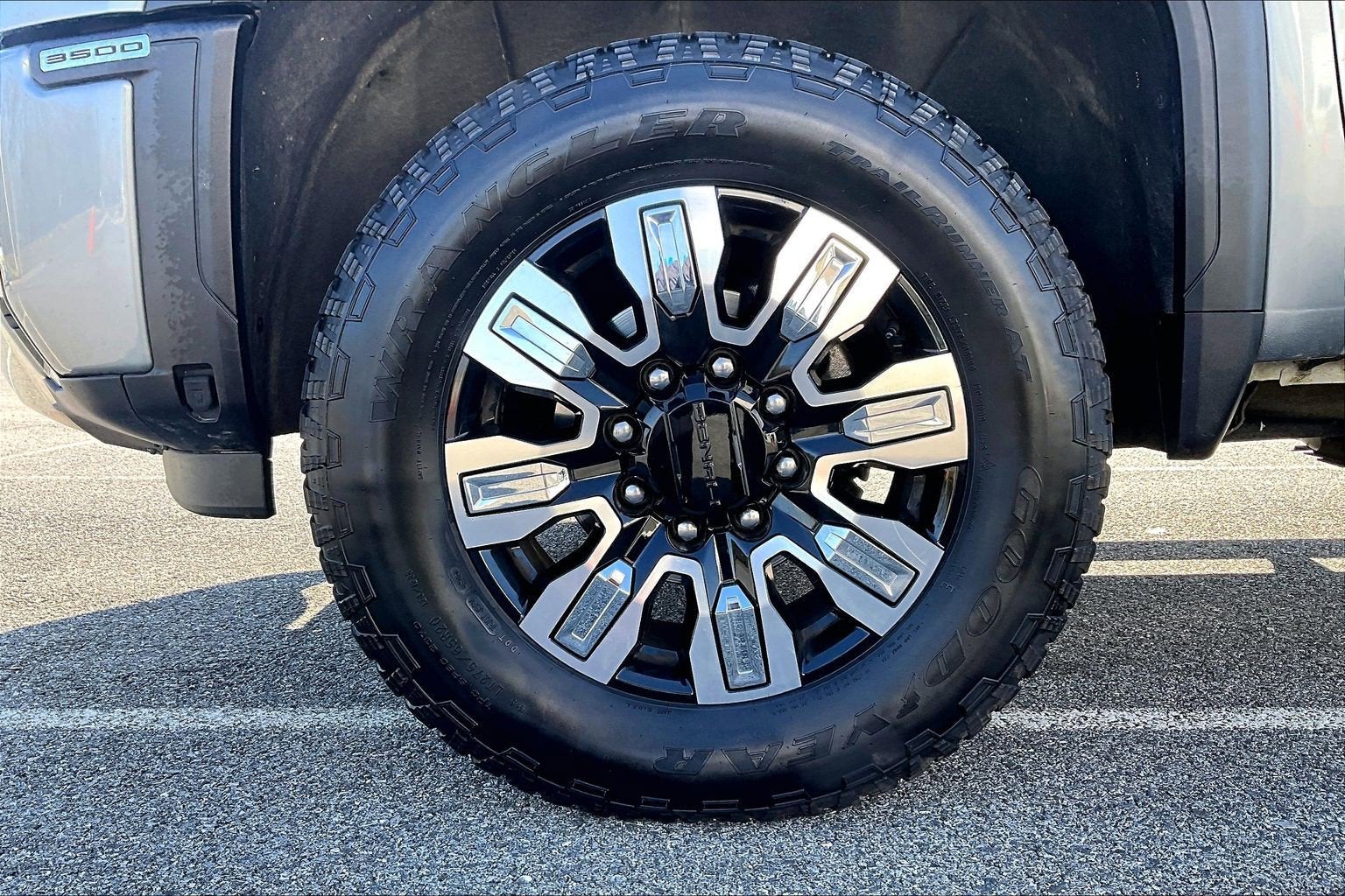 2024 GMC Sierra 3500 HD Denali