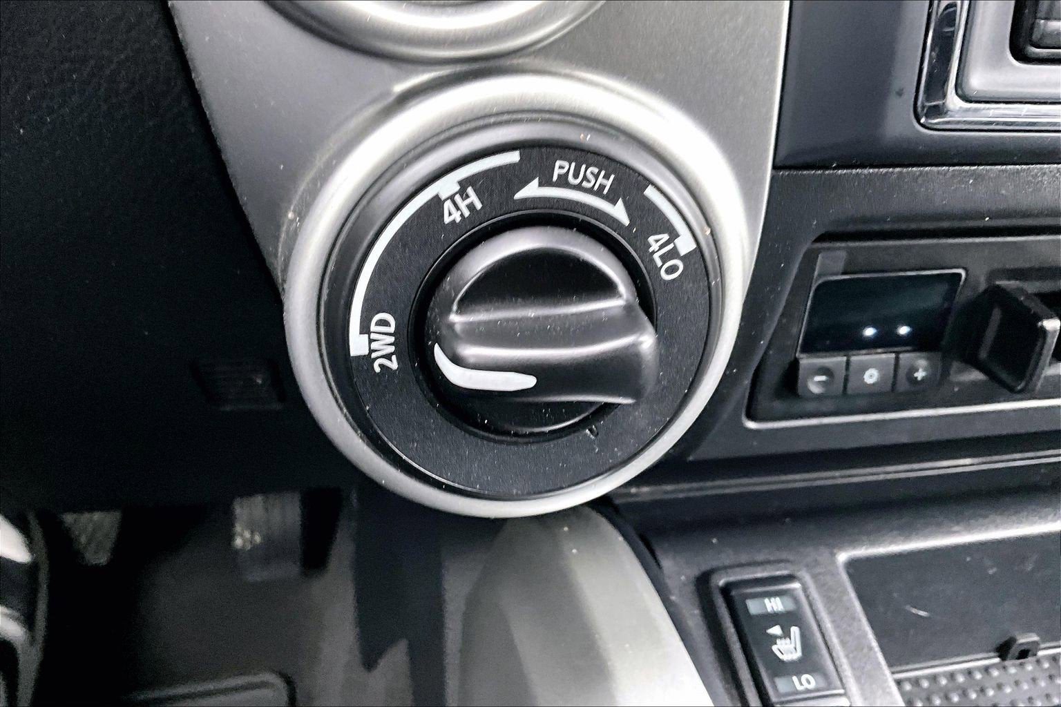 2021 Nissan TITAN Crew Cab SL 4x4