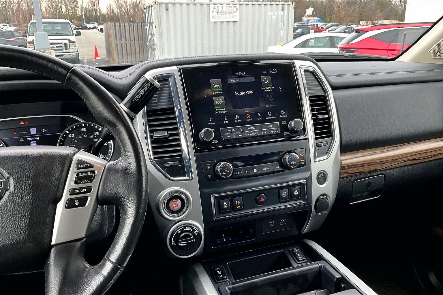 2021 Nissan TITAN Crew Cab SL 4x4