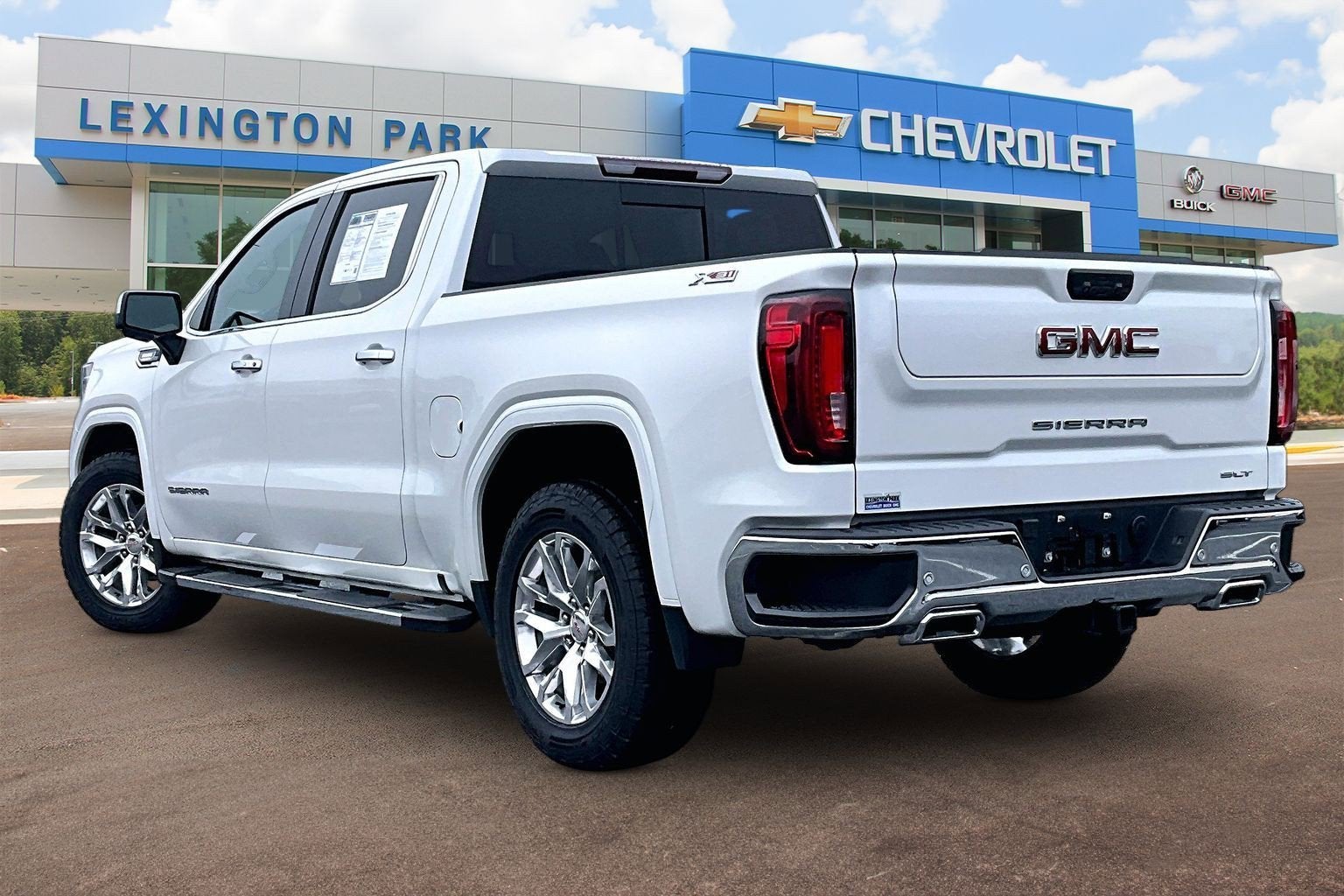 2022 GMC Sierra 1500 SLT
