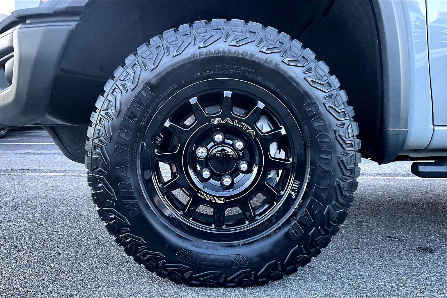 2024 GMC Sierra 1500 AT4X