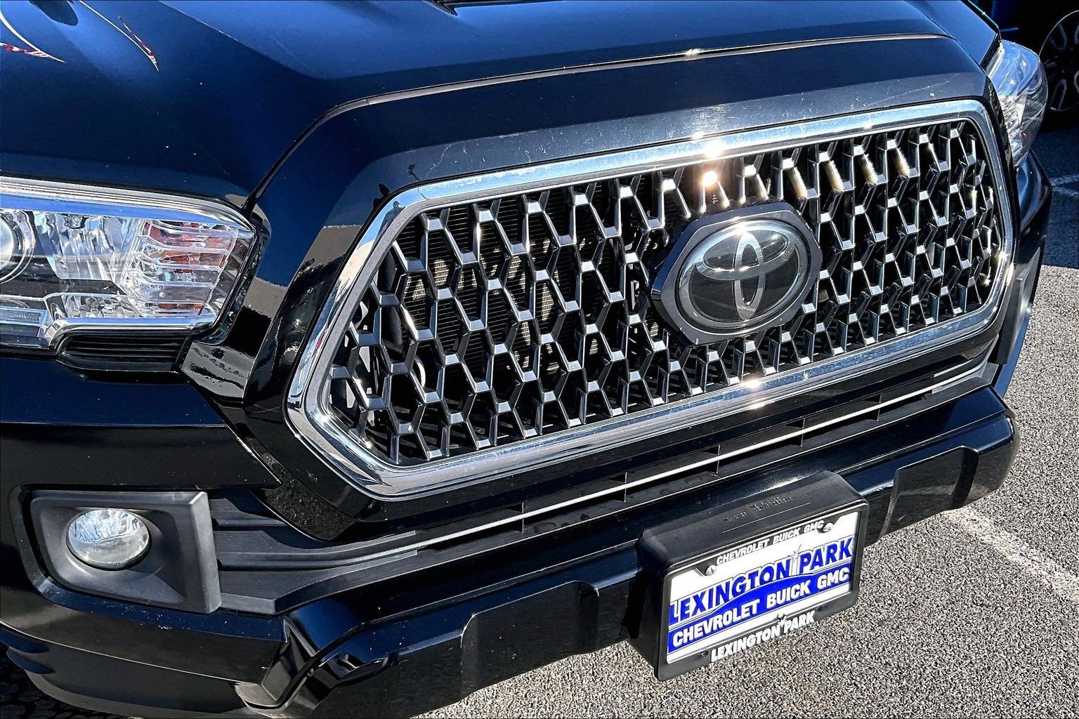 2019 Toyota Tacoma SR V6