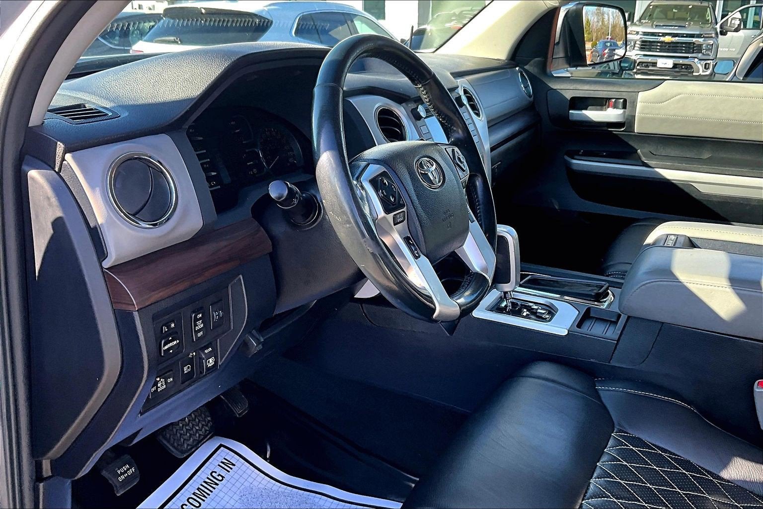 2018 Toyota Tundra Limited 5.7L V8