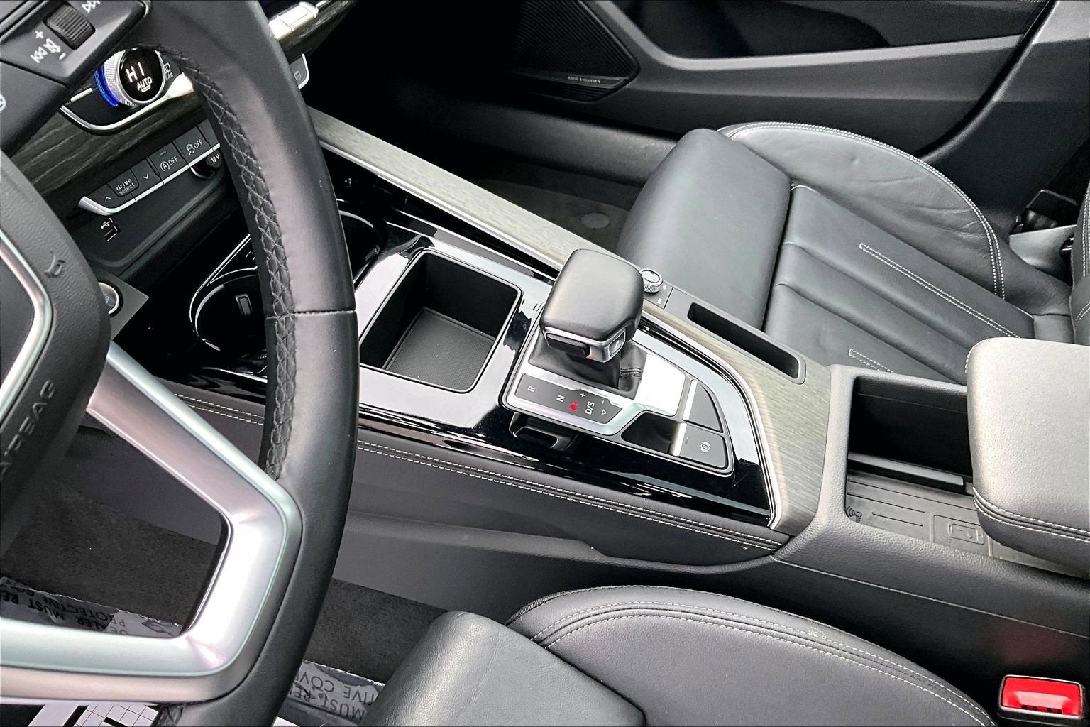 2023 Audi A4 Premium Plus 45 TFSI S line quattro S tronic