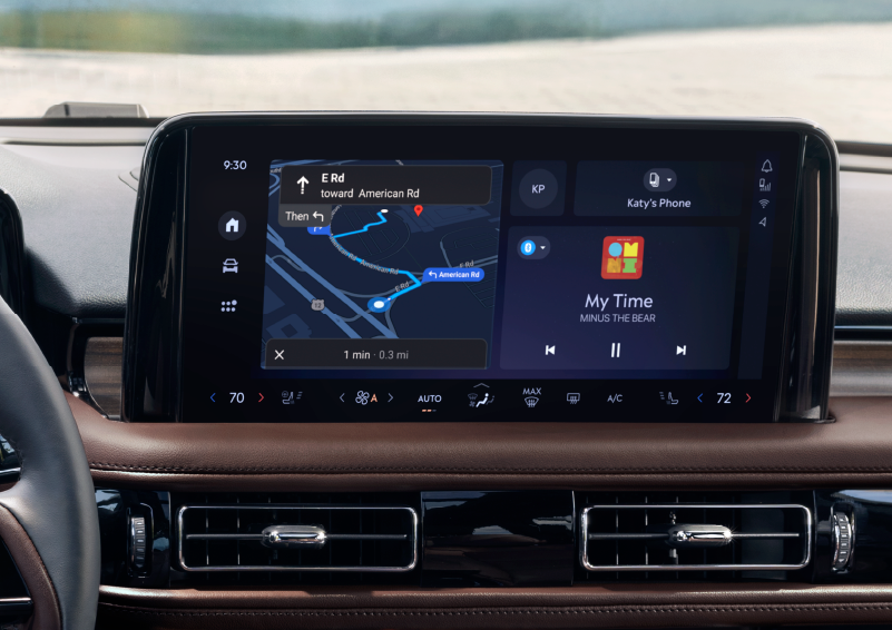 The 13.2-inch LCD touchscreen is showcased. | Lexington Park Ford Lincoln in California MD