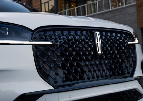 The front grille of a 2026 Lincoln Aviator® SUV is shown. | Lexington Park Ford Lincoln in California MD
