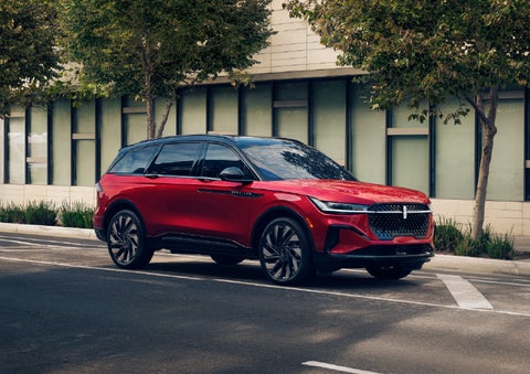 2026 Lincoln Nautilus® SUV with the available Jet Appearance Package and Hybrid transmission. | Lexington Park Ford Lincoln in California MD